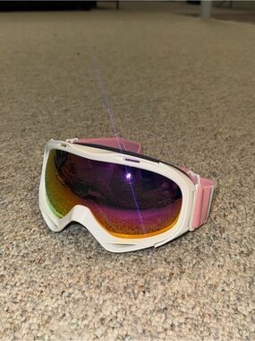 Outdoor Master White Ski Goggles with Pink Strap and Mirrored Lens - Used Once